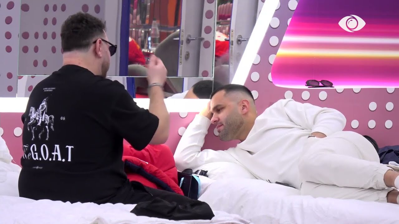 Nuk ishim takuar kurrë/ Arditi flet për ish të dashurën e tij: Më kishte parë duke mbajtur një pemë