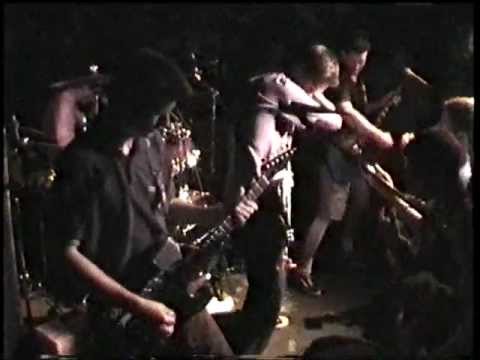 Farside live at the  Melody Bar in New Brunswick, NJ on  8.3.99