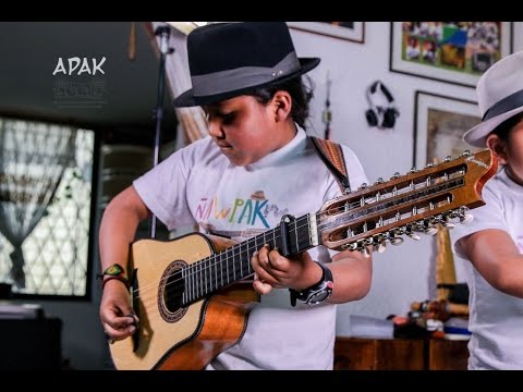 INTY RICUY (Ñawpak).