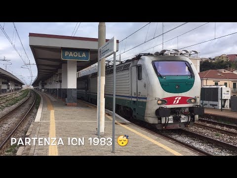 Partenza dalla stazione di Paola del treno "Intercitynotte" 1983 per Siracusa e Palermo