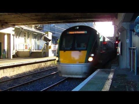 Irish Rail 22000 Class Intercity 22347 - Dun Laoghaire Station, Northbound