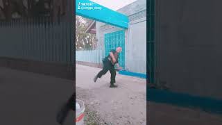 Download lagu Pendekar ikspi kera sakti palembang mempraktekkan jurus ikspi kera sakti mp3