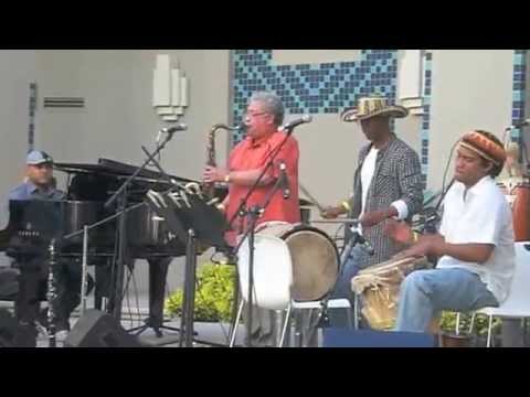 Justo Almario - Playboy Jazz Festival 2011