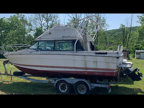 Completely Shot Vintage Boat. Sitting for 18 years WILL IT RUN? Can it be restored? #1.