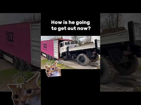 How's he getting out of this now? 😁🚛 special.ksos#truckdriver #automobile #lkw #fahrer #job
