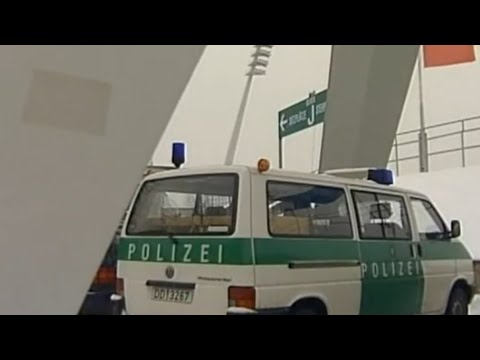 Bericht Problemfans SG Dynamo Dresden in Karlsruhe 2004/2005