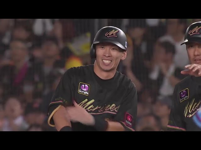 【8回裏】自慢の脚力が活きた!! マリーンズ・高部瑛斗のタイムリー内野安打で貴重な追加点!!  2024年8月10日 千葉ロッテマリーンズ 対 オリックス・バファローズ