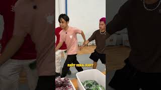 Download lagu See, they got trapped 🗿 mp3 Download lagu See, they got trapped 🗿 mp3