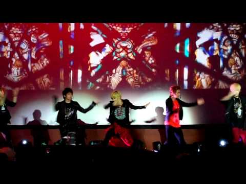 [HD] SHINee (샤이니) - Senorita Live in London @ LKFF Odeon 3/11/11