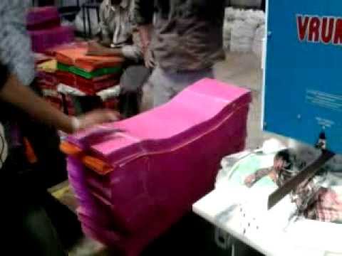 Plastic Sharing Punching Machine