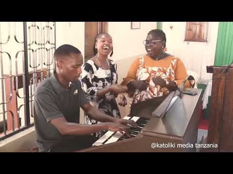 Nakumbuka nilikotoka ninapokwenda Kwa baraka zako Bwana 🙏 (Bwana wanipenda )