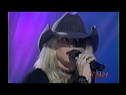 I Feel a Heartache - Danni Leigh