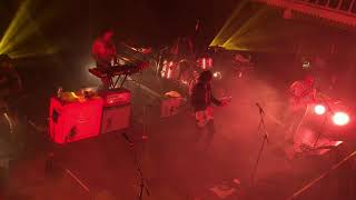 Sticky Fingers - Everybody&#39;s Talkin&#39; Bout It feat. True Vibenation (Live at the The Paradiso)