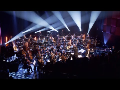 Video thumbnail for Want Me Back - Live