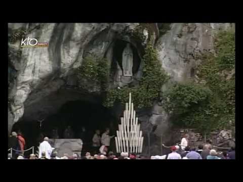 Chapelet à Lourdes