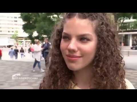 Ein Jahr nach dem LKW Terror Anschlag von Nizza Berliner Schulklasse Schüler