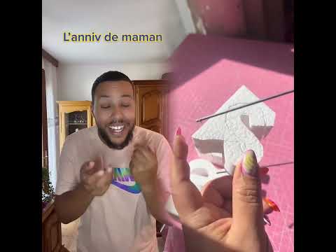 Miskina la maman 😂 #humour #drole #viral #sketch #comedie #maman #famille #cadeau