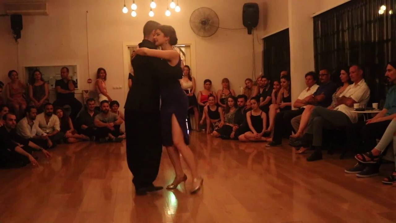 SENAY ÖNAL & BERK UKA - TANGOLİC - MİLONGA DEL 900