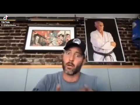 no social media alex o loughlin #alexoloughlin