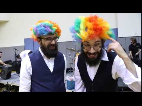 Jewish Pop Sensation Surprises School With A Private Concert