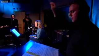 Kylie Minogue - Wonderful Life (BBC Radio1 Live Lounge)