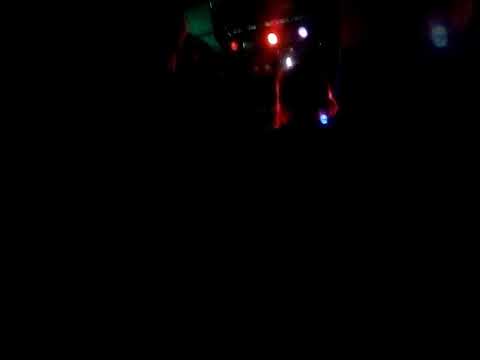 Faisal Kawusi  Verhandeln