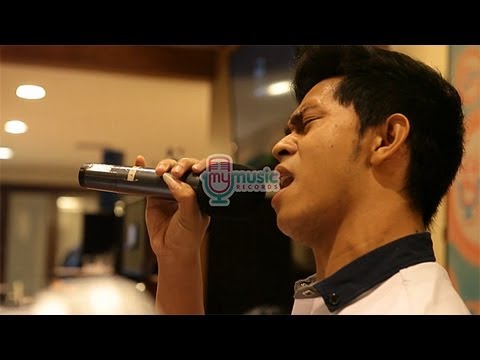 MyMusic Event - Cakra Khan "Harus Terpisah"