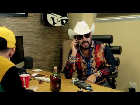 EL EZEQUIEL USA OFICINA DE PEPE PARA SUS NEGOCIOS