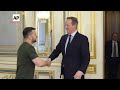 Zelenskyy welcomes UK Foreign Secretary Cameron in Kyiv - Video