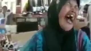 Download lagu nenek ketawa seru banget mp3 Download lagu nenek ketawa seru banget mp3