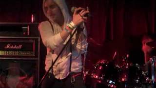 Black Poison Blood - Kill Hannah