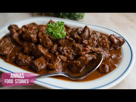 Klassischer Rindergulasch ... so saftig und zart mit sehr leckerer und deftiger  Soße