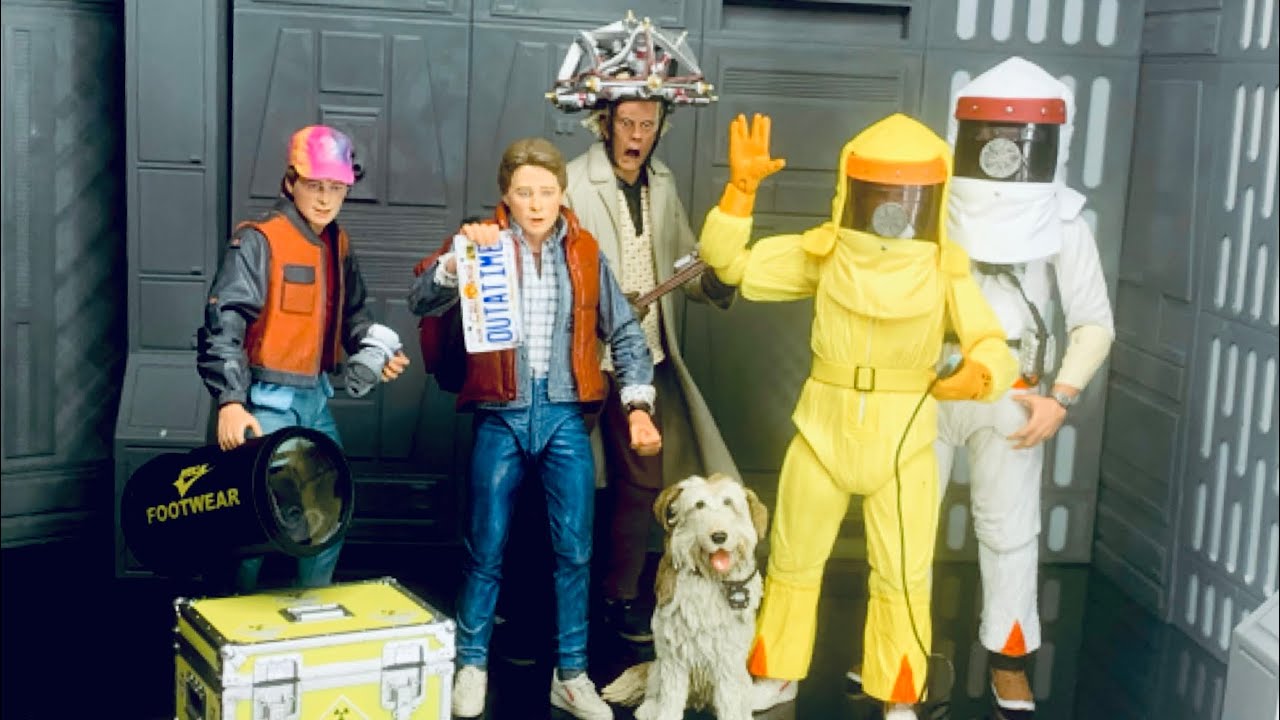 REVIEW NECA Back to the Future Accessory Set Includes Einstein and More