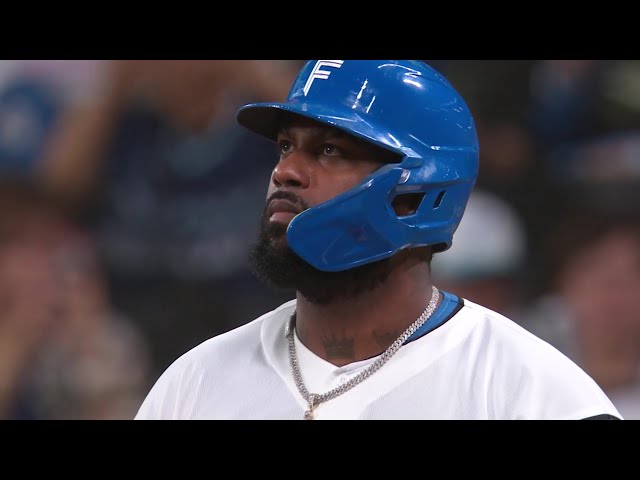 【3回裏】4番の仕事!! ファイターズ・レイエス センターへの2点タイムリーヒットで逆転!! 2025年8月22日 北海道日本ハムファイターズ 対 福岡ソフトバンクホークス