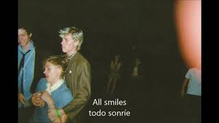 all smiles over here :)-the garden (lyrics &amp; sub español)