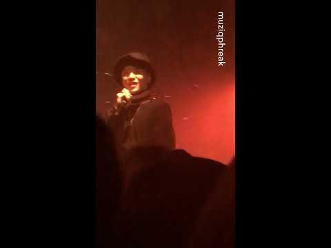 [PHONE FANCAM] Intro & Ain't Right cut - Punchnello 펀치넬로 (Club Eskimo 161224)