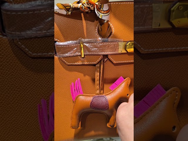 شنطة هيرماز رصاصي لوقو+سكارف+هورس وسط