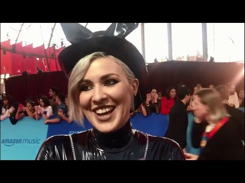 Maruv - красная дорожка MTV EMA Севилья, 03.11.2019