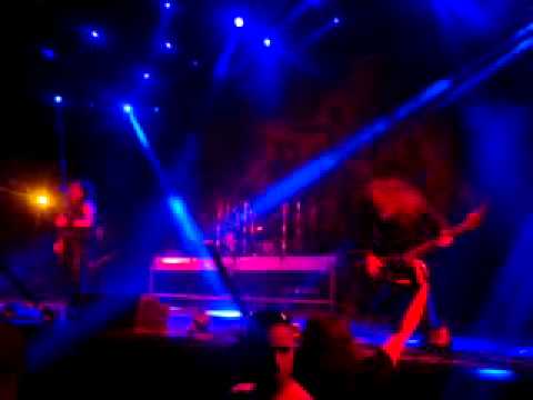 TOTAL METAL FESTIVAL 2014 KREATOR live  EPIC WALL OF DEATH (ITALIAN STYLE)