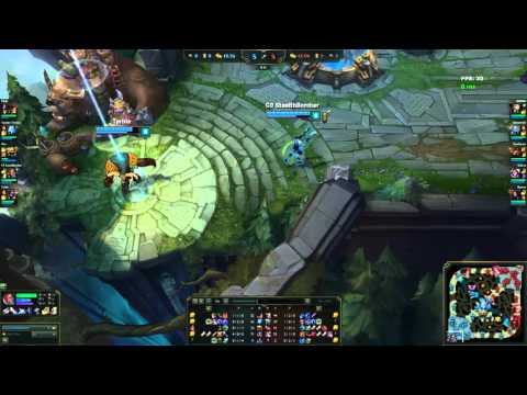 LoL: Sneaky Lucian vs Ezreal ADC S6 Preseason Dec 2015