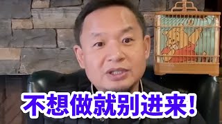 [問卦] 看到個台女 不會吃三角飯糰==