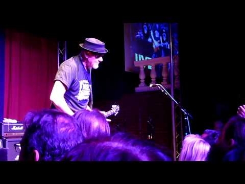 Great White (Can't Shake It)