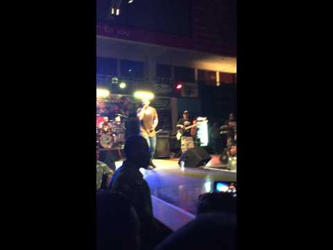 Sammy j- hey (Fiji concert Vodafone Arena  2014)