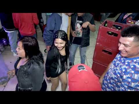 QUIERO TENERTE - LOS ELEGANTES DE LA CUMBIA...FELIZ CUMPLEAÑOS 'LUCERO'