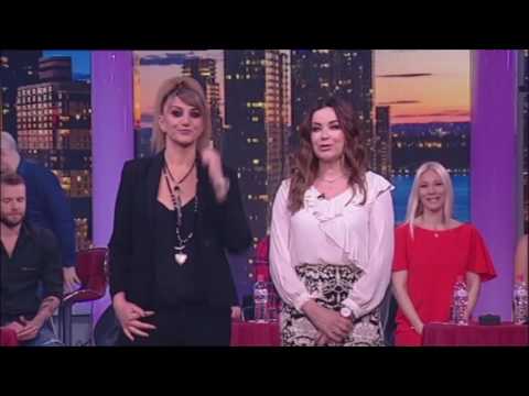 DZN 123 - Dragana i Vesna - Najava na stranom jeziku - (TV Grand 25.04.2017.)
