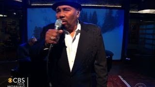 Aaron Neville performs &quot;The Christmas Song&quot; on Saturday Sessions