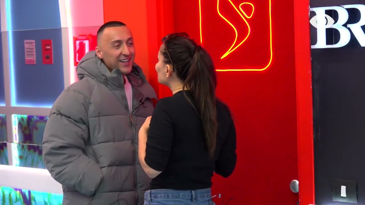 “Rozana Radi po shan shqiptarët e Greqisë”/ Debati G Bani-Rozana: Fjala rrugaçe ka vetëm një kuptim