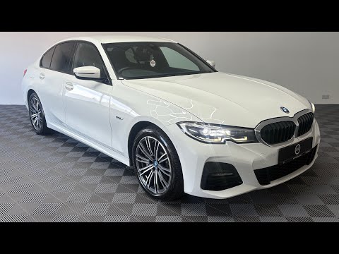 BMW 3-Series 330e M Sport 2021 - Image 2