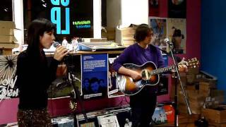 Emmy The Great & Tim Wheeler - Christmas Moon Live at Rise Records, Bristol