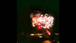 preview picture of video 'Torpoint Jubilee 2012 Celebrations Fireworks'